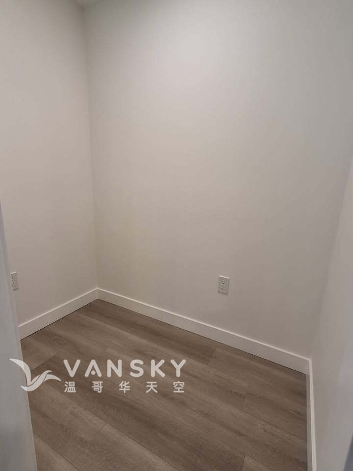 260412152434_phone 6.jpg